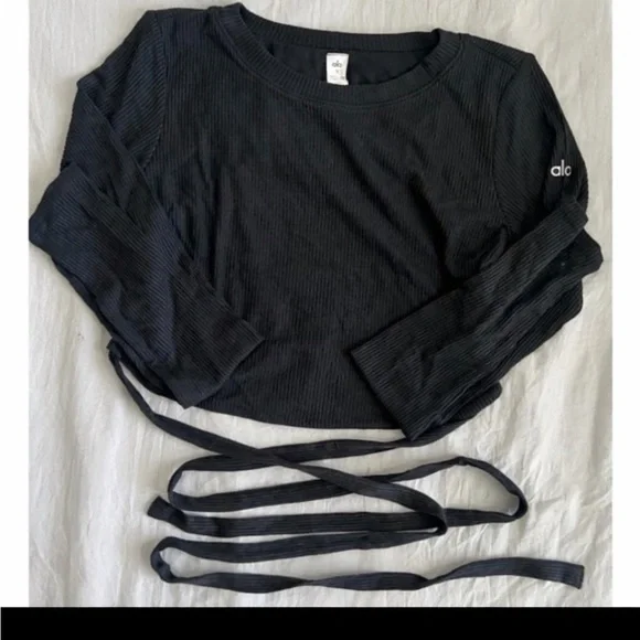 ALO Yoga Black Long Sleeve Strappy Crop Top - Picture 7 of 8